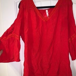 Red orange top with keyhole sleeves